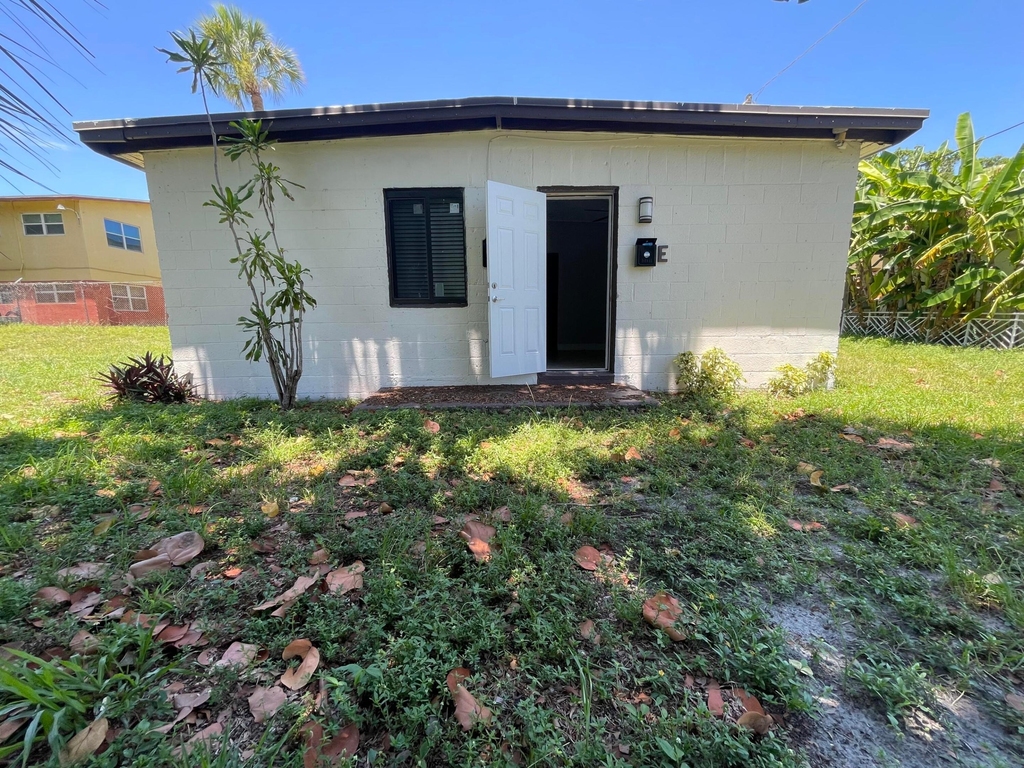 103 Nw 7th Avenue - Photo 0