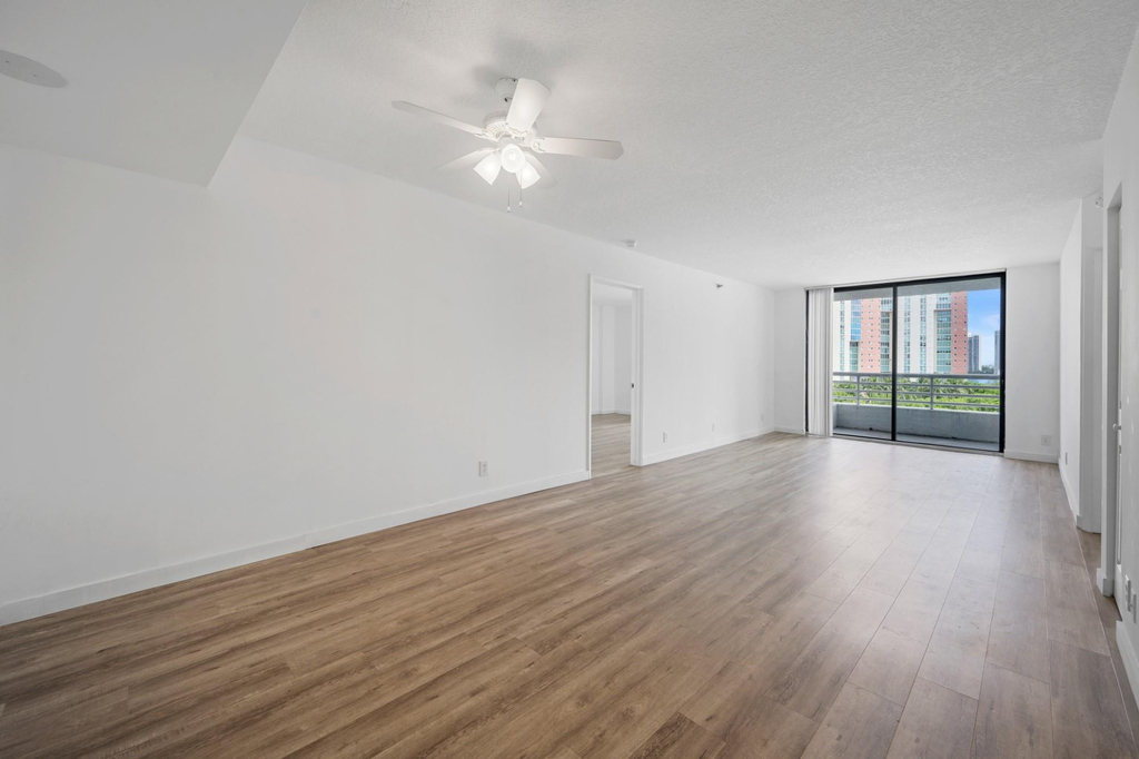 3300 Ne 192nd Street - Photo 19