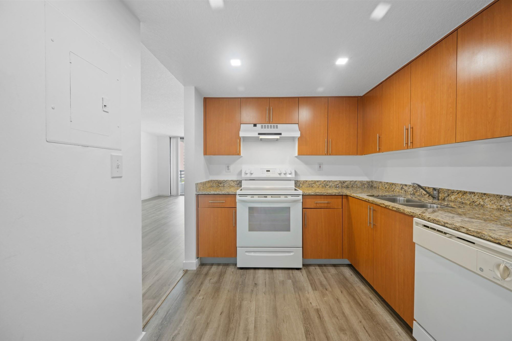 3300 Ne 192nd Street - Photo 13
