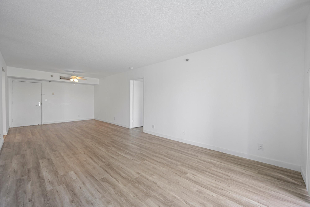 3300 Ne 192nd Street - Photo 17