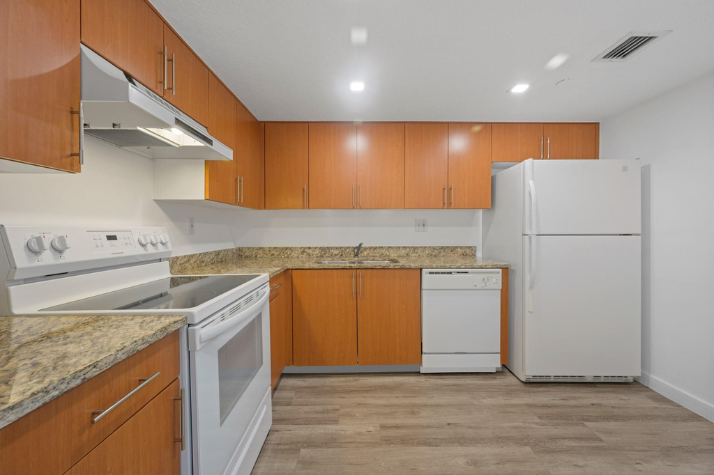 3300 Ne 192nd Street - Photo 14