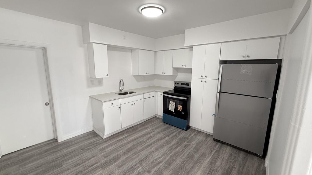 1063 Nw 108th Terrace - Photo 6
