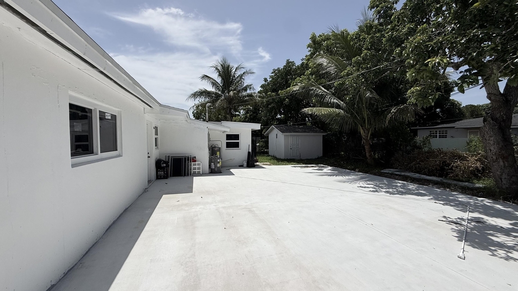 1063 Nw 108th Terrace - Photo 16