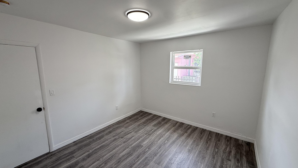 1063 Nw 108th Terrace - Photo 11