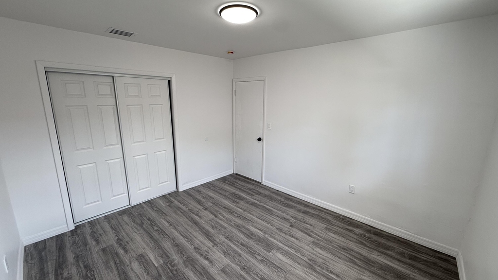 1063 Nw 108th Terrace - Photo 13