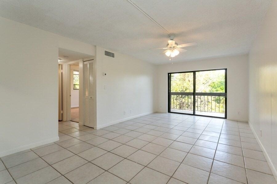 1720 N Congress Avenue - Photo 0