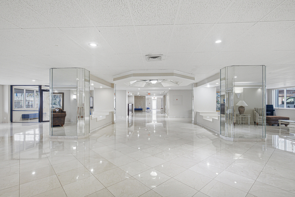 111 N Pompano Beach Boulevard - Photo 22