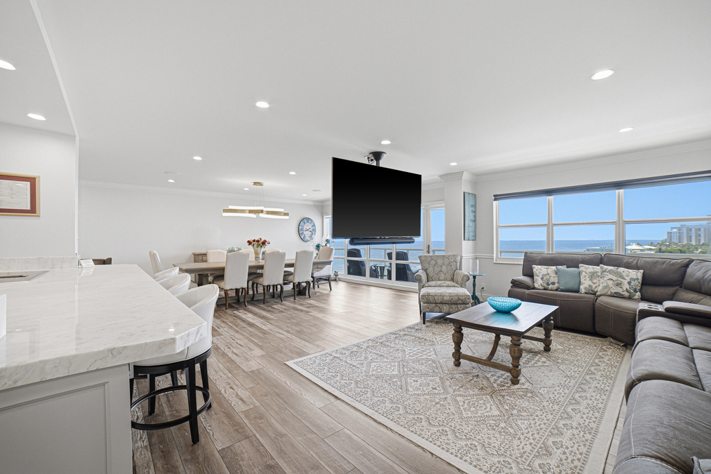 111 N Pompano Beach Boulevard - Photo 2