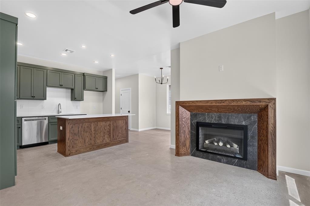 8756 Patriot Drive - Photo 12