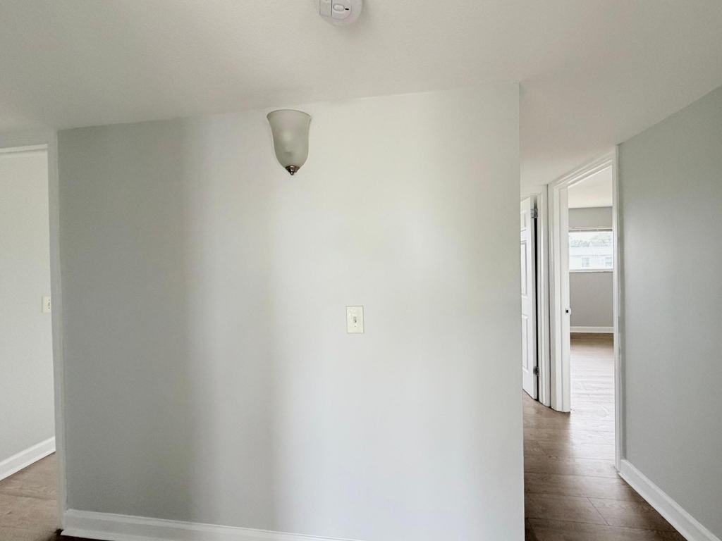 1501 Crescent Circle - Photo 8