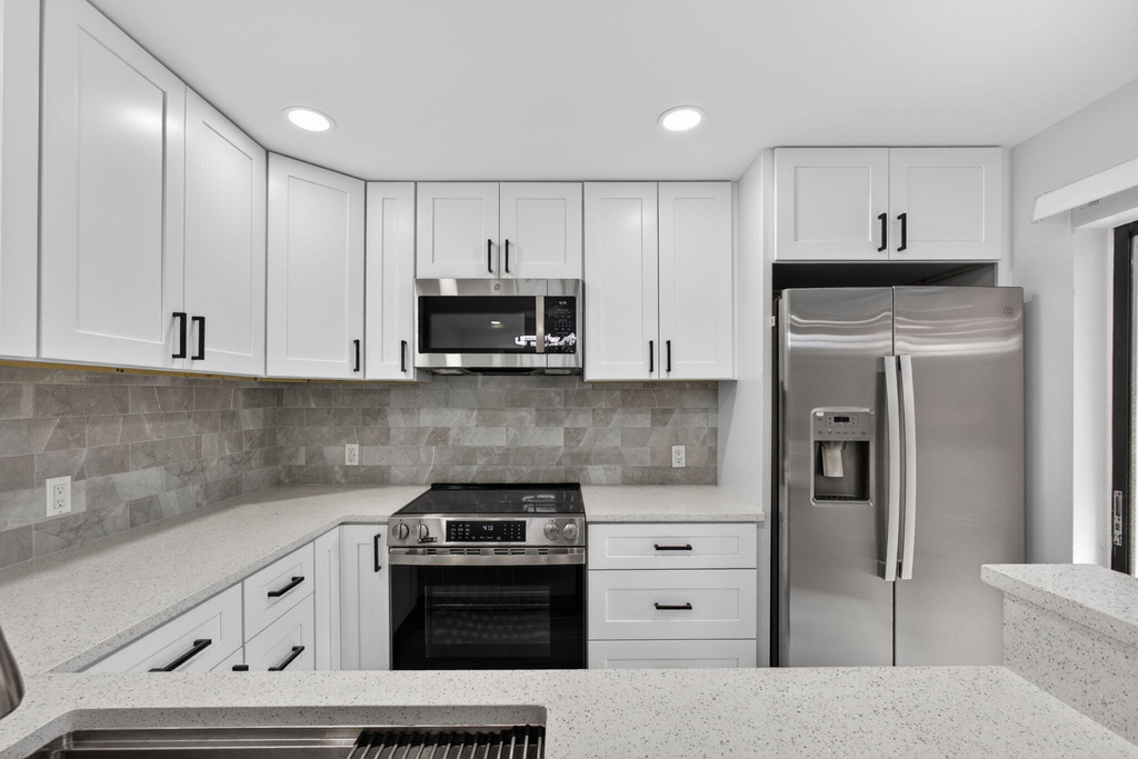 183 Charter Way - Photo 13
