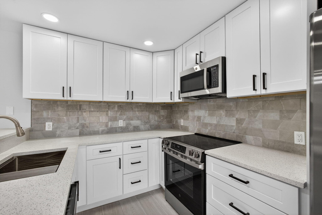183 Charter Way - Photo 10