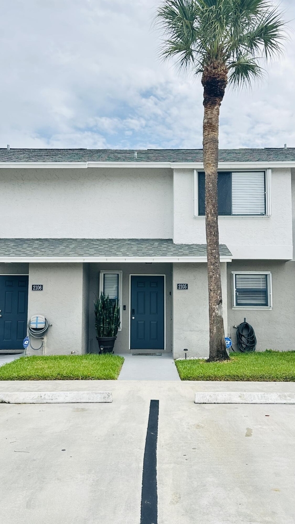 2105 Wharf Lane - Photo 1