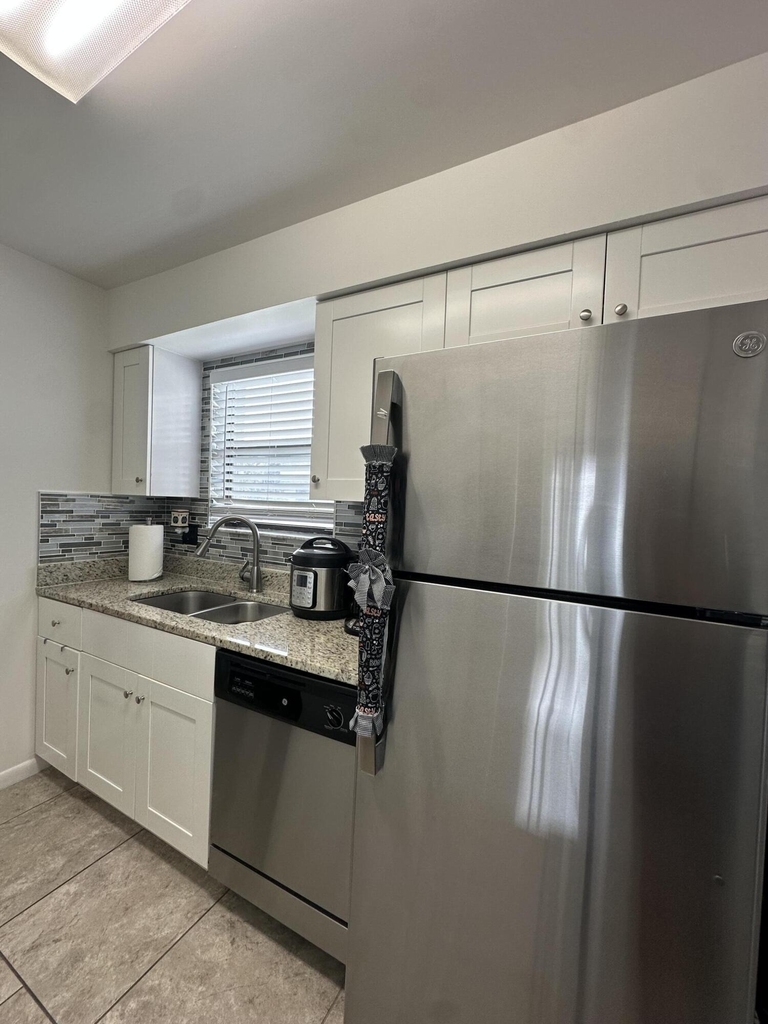 2105 Wharf Lane - Photo 6