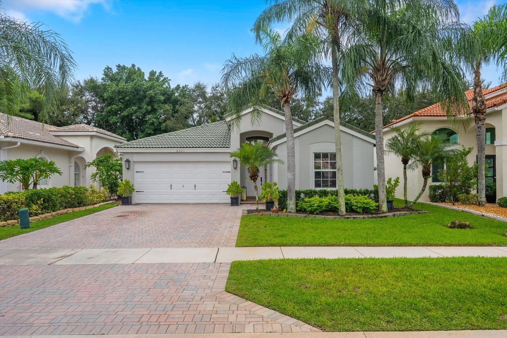 4221 Bluff Harbor Way - Photo 0