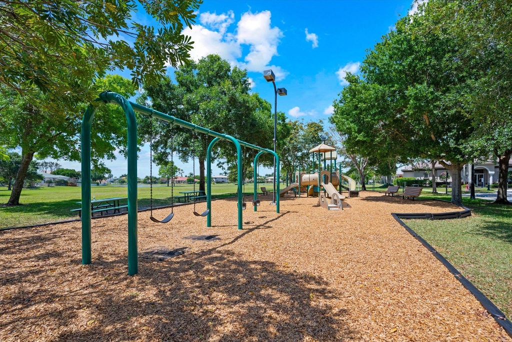 4221 Bluff Harbor Way - Photo 42