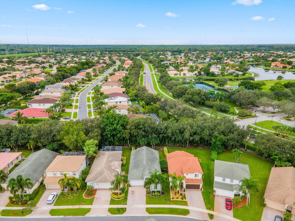 4221 Bluff Harbor Way - Photo 35