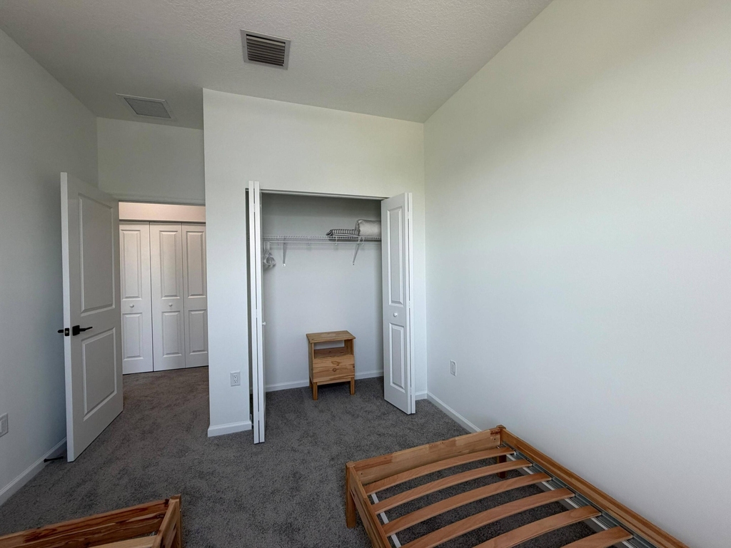 4402 Longwood Lake Square - Photo 30