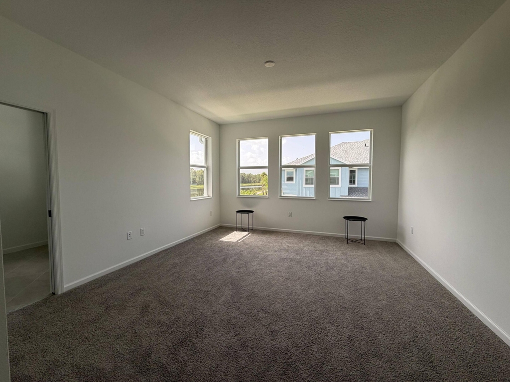 4402 Longwood Lake Square - Photo 11