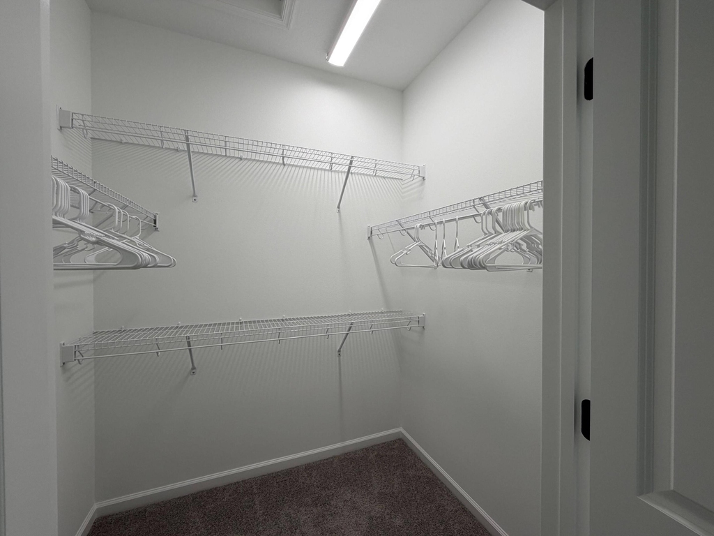 4402 Longwood Lake Square - Photo 35