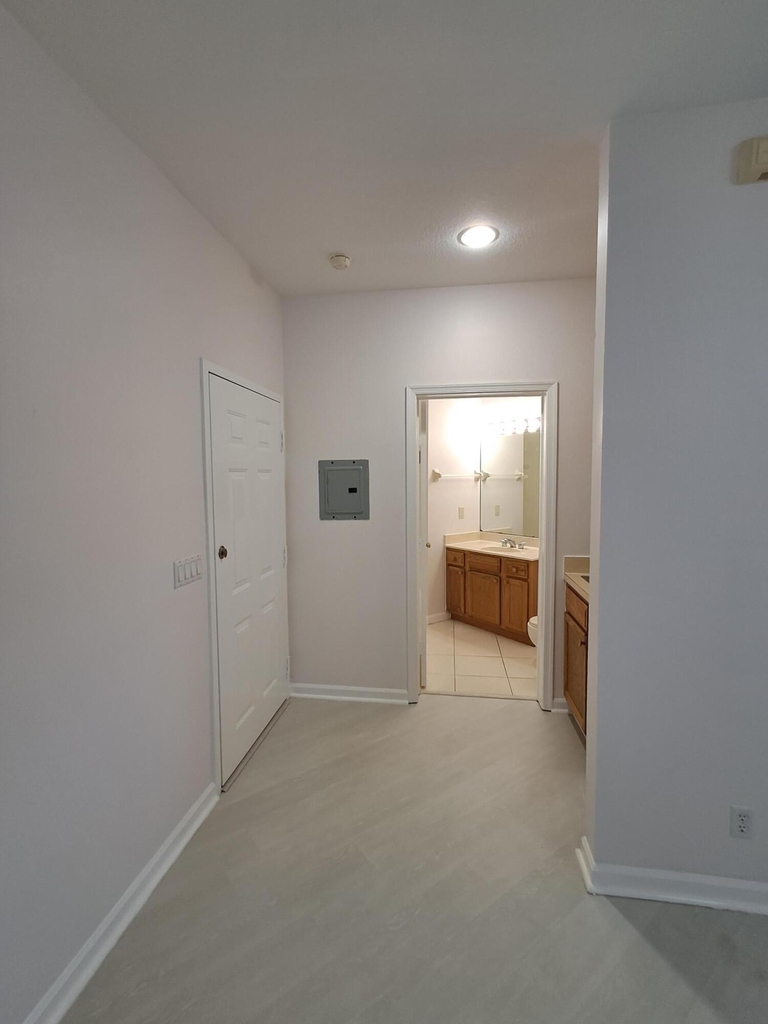 8305 Mulligan Circle - Photo 8