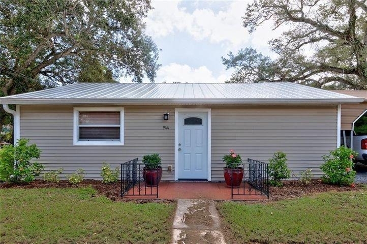 944 Louisiana Avenue - Photo 0