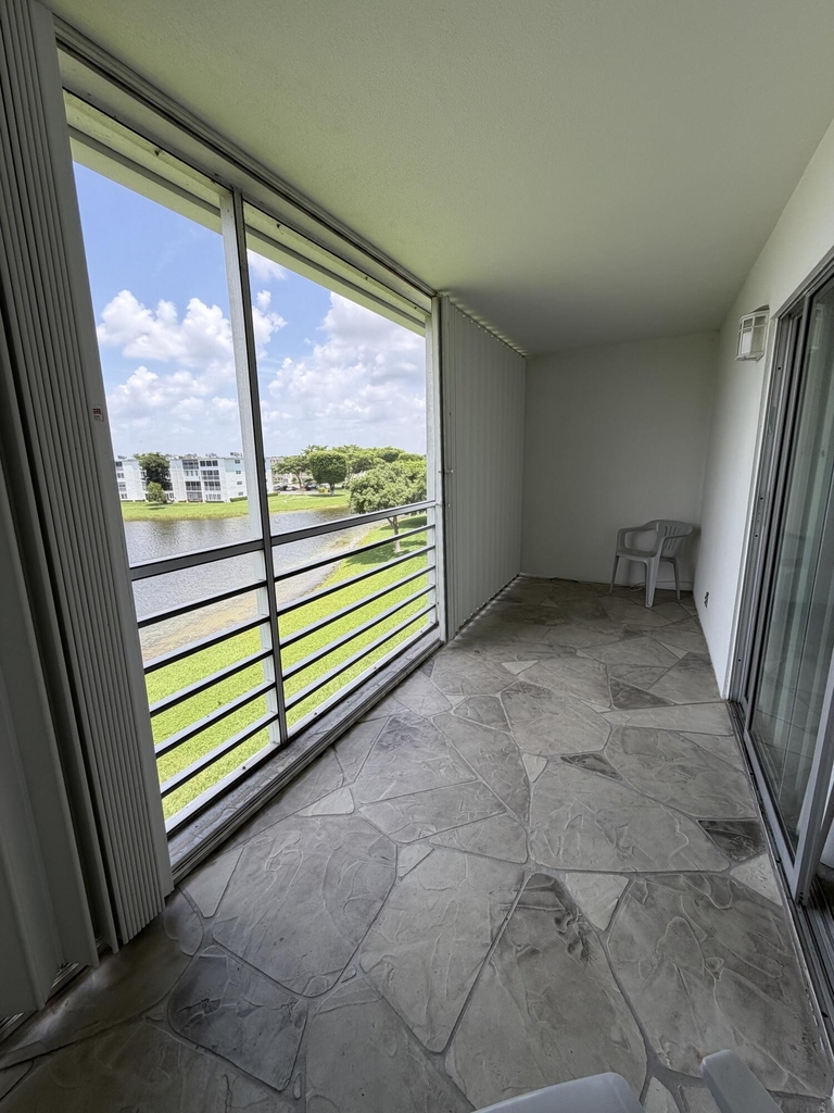 4091 Cornwall E - Photo 20