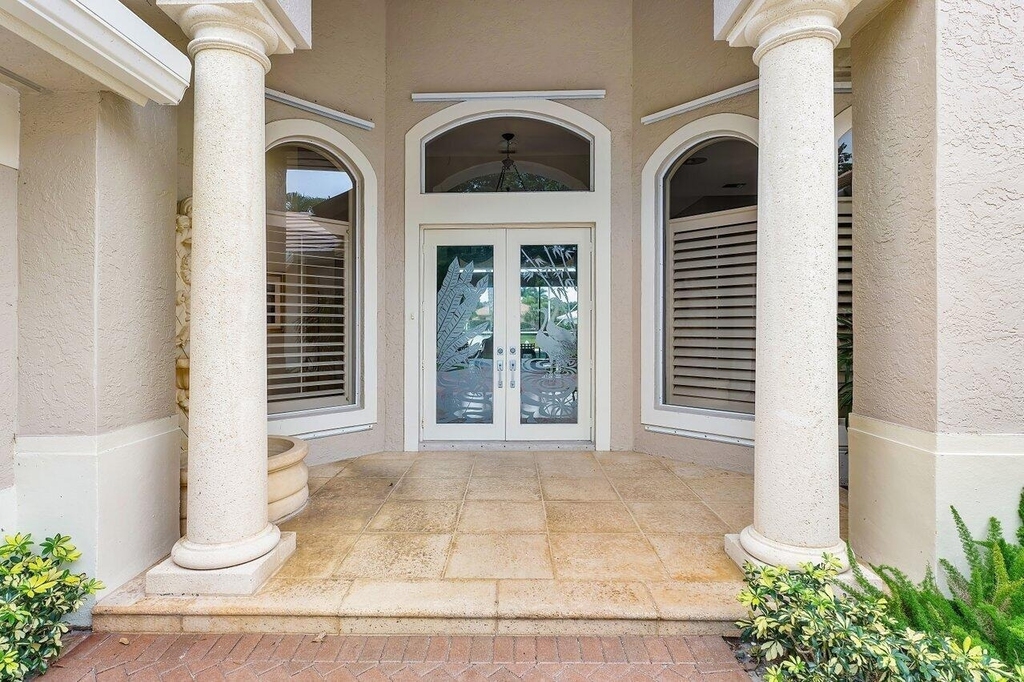 3 Bermuda Lake Drive - Photo 6