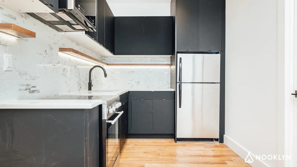 1516 Fulton Street - Photo 0