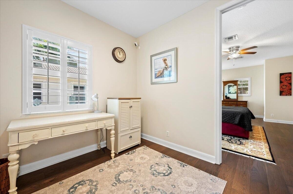 513 Tomahawk Court - Photo 10