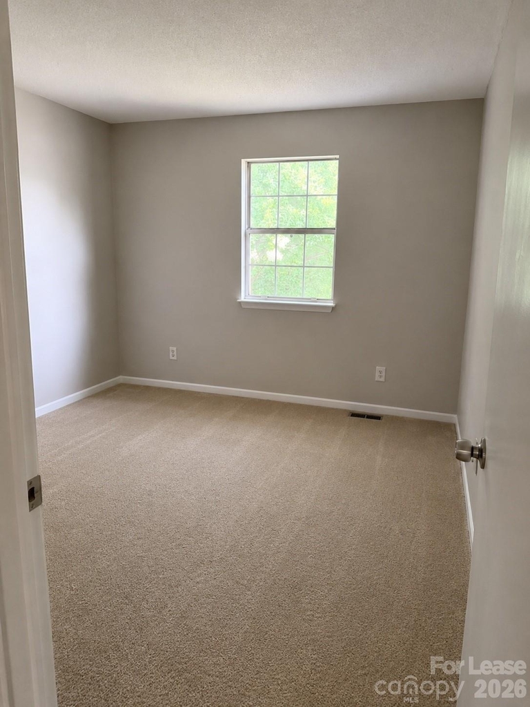 6020 Heath Valley Road - Photo 11