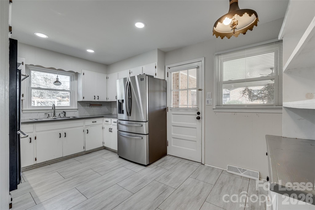 1615 Tillman Street - Photo 15