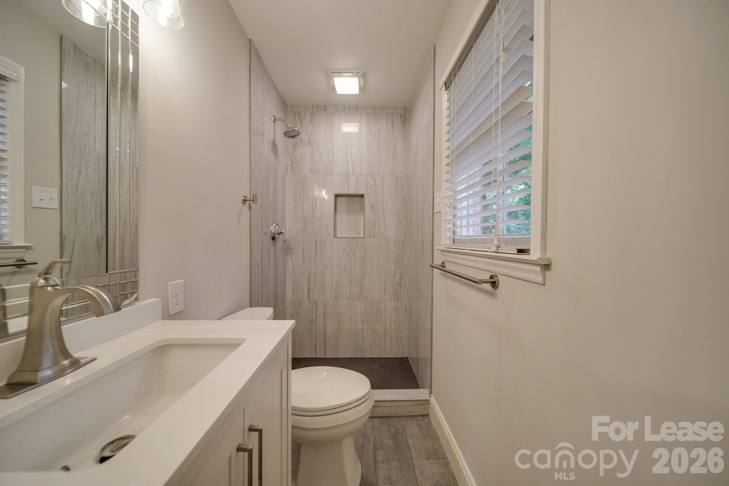 6700 Castlegate Drive - Photo 40
