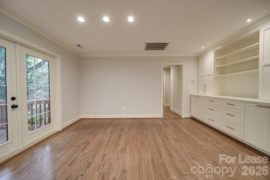 6700 Castlegate Drive - Photo 12