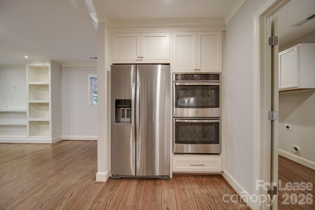 6700 Castlegate Drive - Photo 20