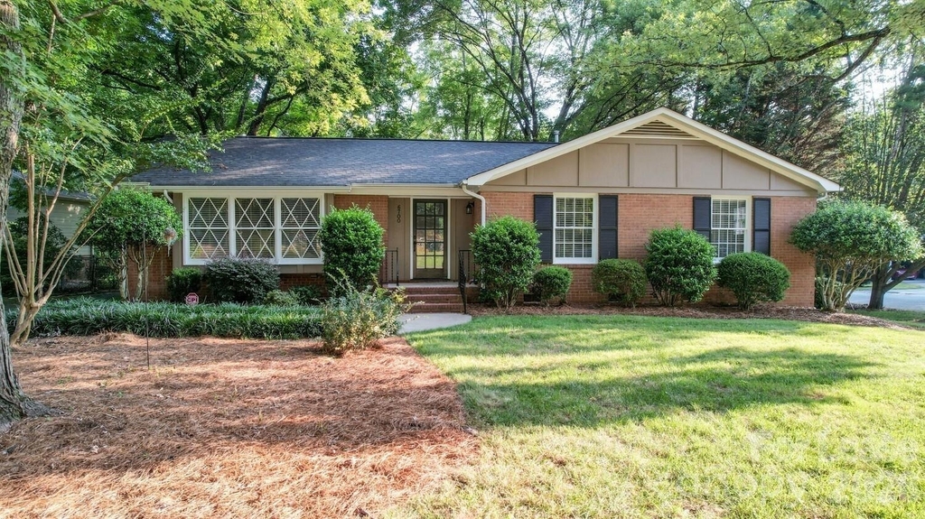 6700 Castlegate Drive - Photo 5