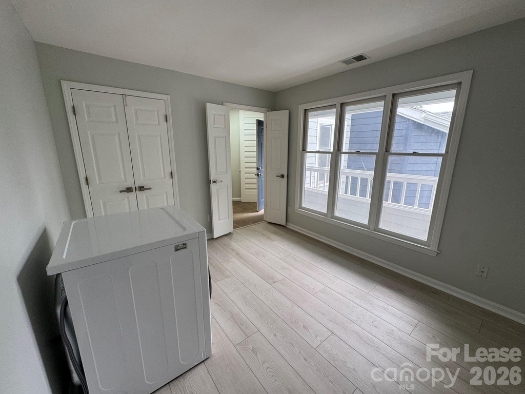 363 Northwest Drive - Photo 21