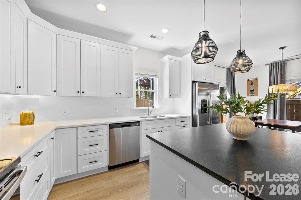 4114 Rutgers Avenue - Photo 2