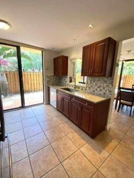 5705 Fox Hollow Drive - Photo 4
