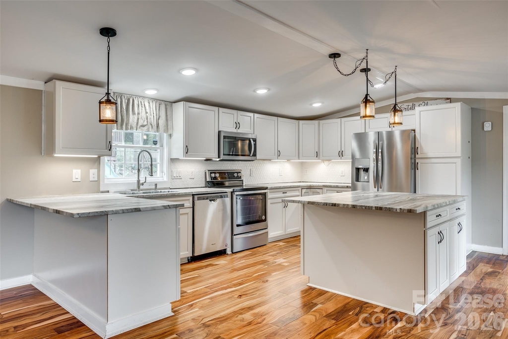 7274 Charlotte Highway - Photo 6