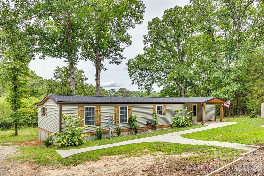 7274 Charlotte Highway - Photo 0