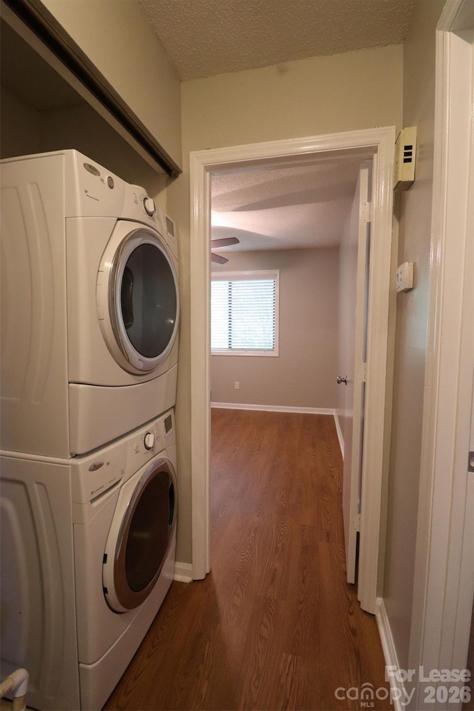 1472 Riverwood Court - Photo 8