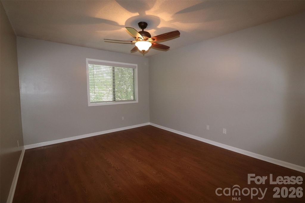 1472 Riverwood Court - Photo 7