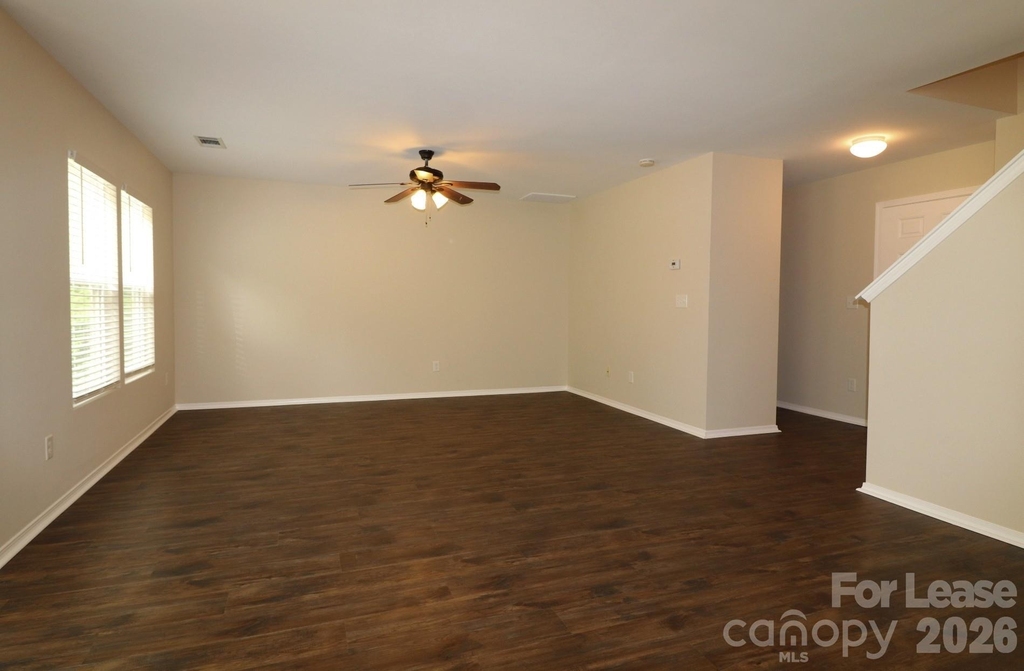 13011 Lake Erie Lane - Photo 10