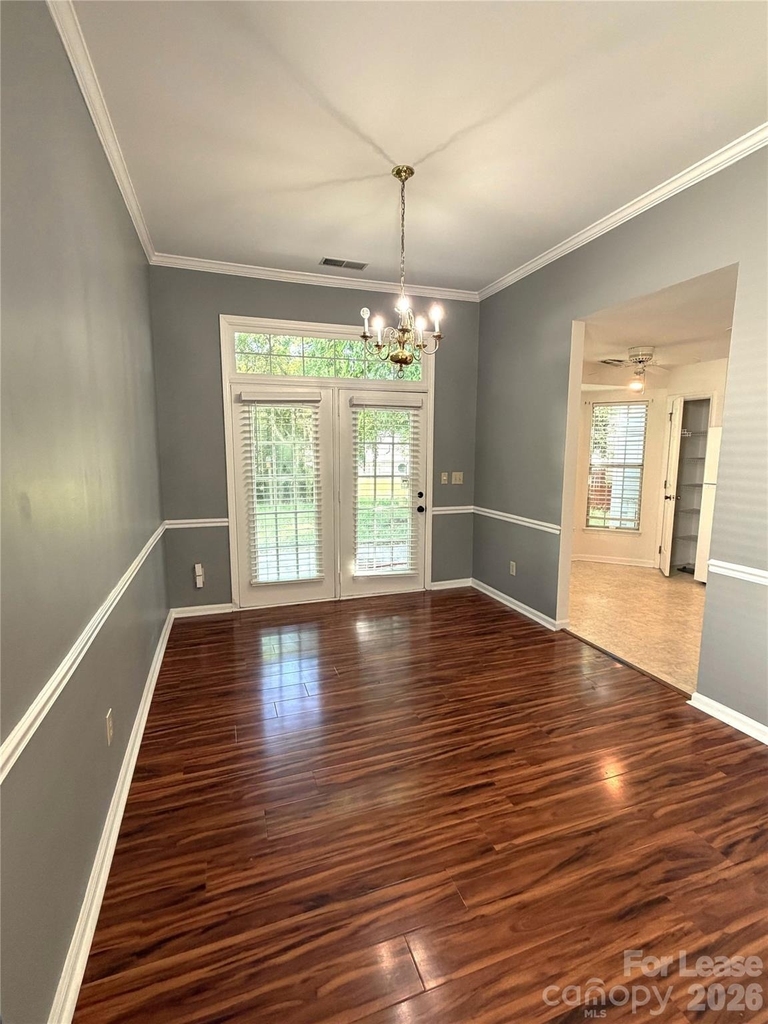 900 Gretna Green Drive - Photo 2