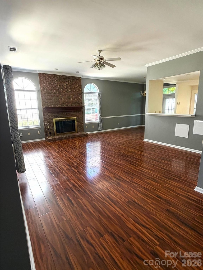 900 Gretna Green Drive - Photo 1