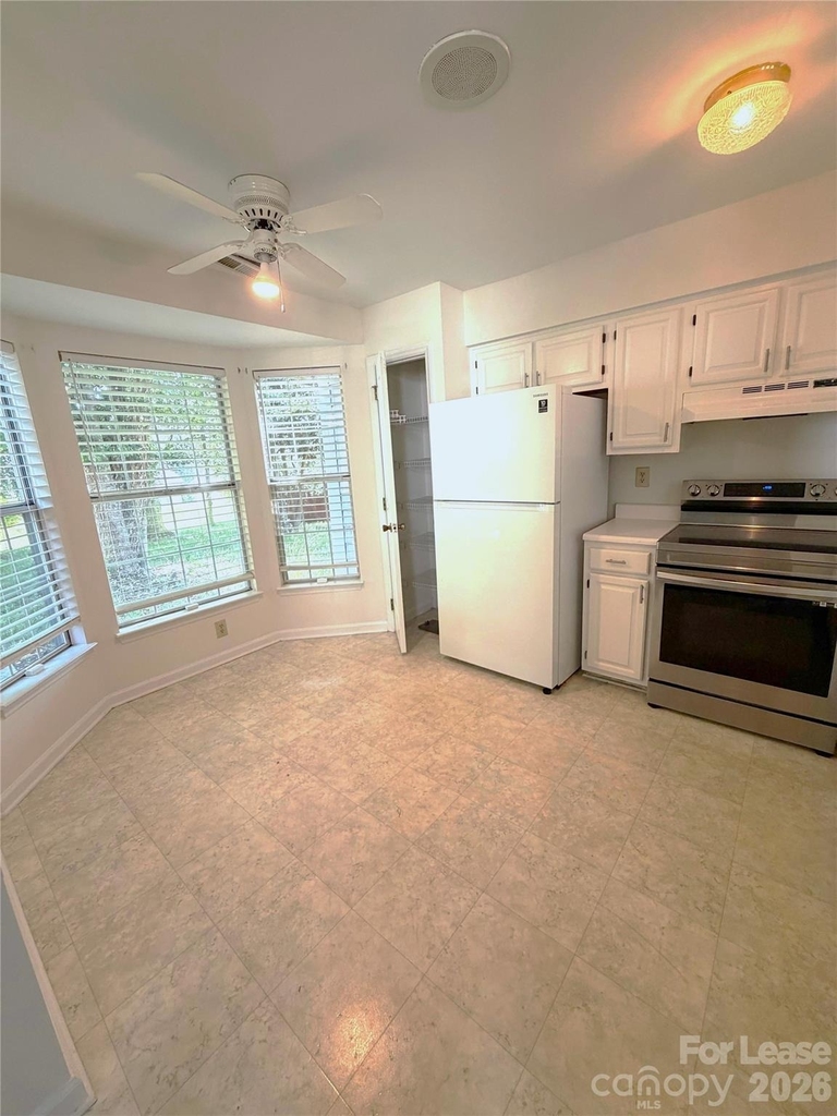 900 Gretna Green Drive - Photo 4