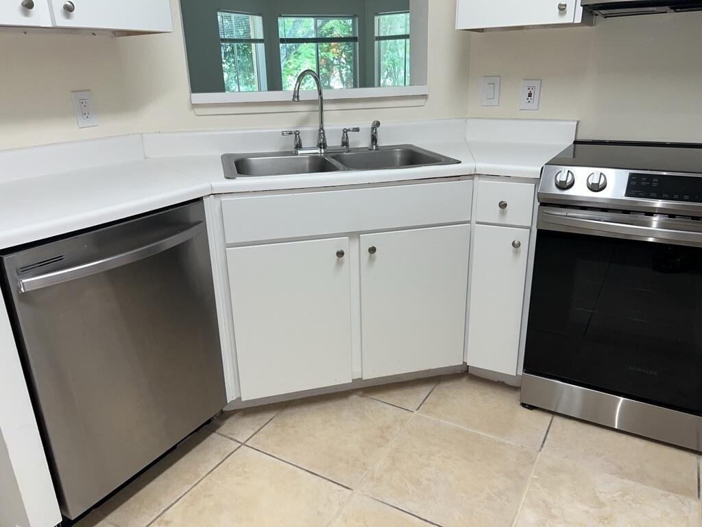 2350 Nw 33rd Street - Photo 10