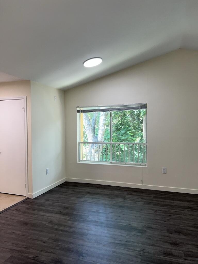 2350 Nw 33rd Street - Photo 9