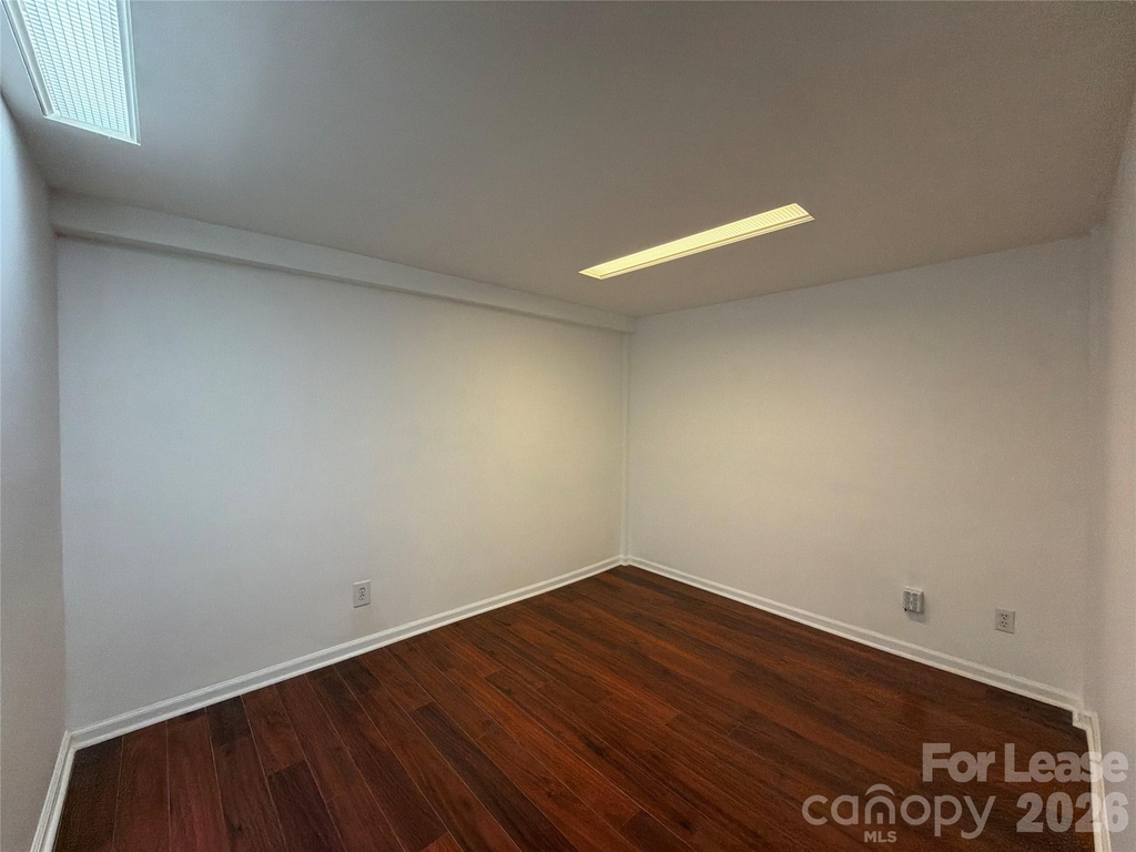 213 S Summit Avenue - Photo 10